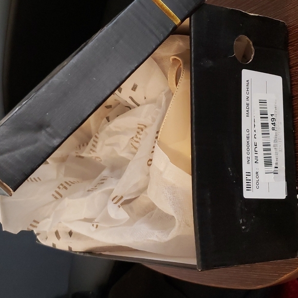 IDIFU Nude Patent PU 3 Inch Heel Sandals for Women size 11 - Picture 10 of 10